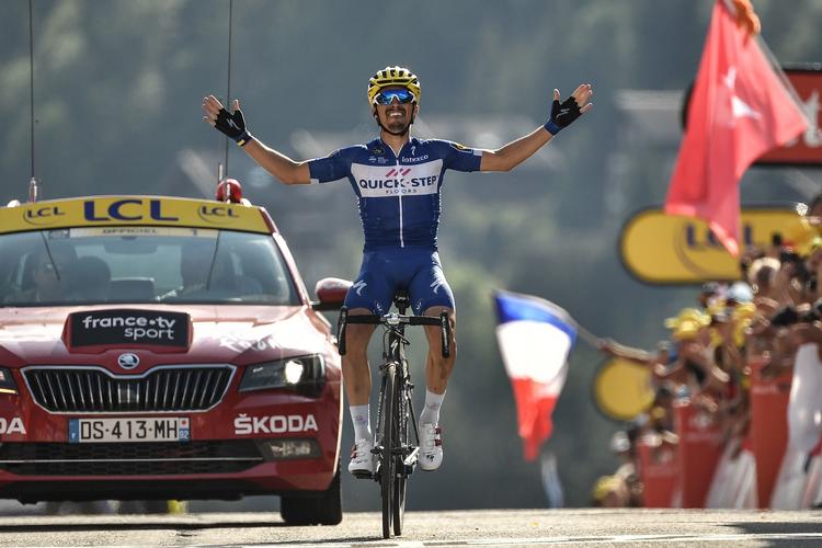 Julian Alaphilippe sikrer værstnationen den første etapesejr i årets Tour - og sig selv den første i det hele taget.
   Marco Bertorello/Ritzau Scanpix