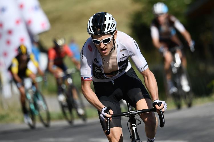 Geraint Thomas har sat sin offensiv ind og er på vej mod dobbelttriumf i La Rasière.
   Jeff Pachoud/Ritzau Scanpix