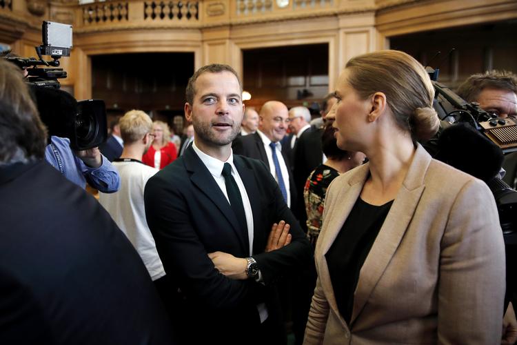 Politisk leder Morten Østergaard (R) skærper kravene til en regering ledet af Socialdemokratiets Mette Frederiksen.
   Jens Dresling/POLFOTO