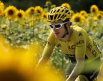 Idylliske scenerier byder Tour de France på i rigt mål, men i dag udfordres indehaveren af den gule førertrøje Geraint Thomas en sidste gang af Pyrenæernes barske tinder.
   Peter Dejong/Ritzau Scanpix