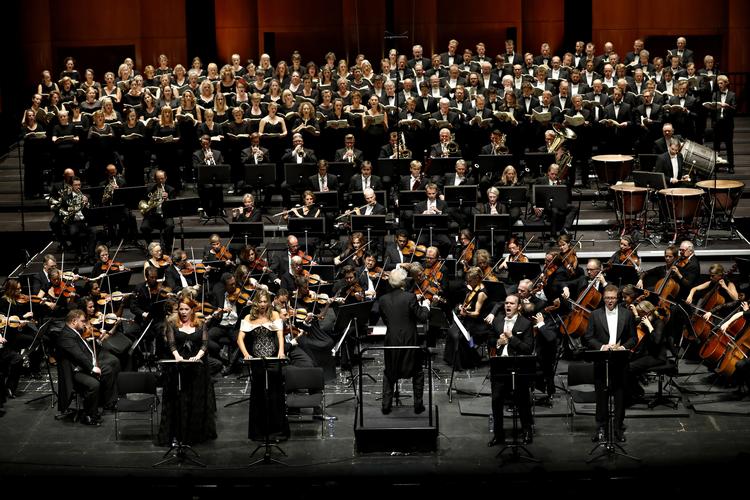De klassiske orkestre kan komme i problemer i fremtiden, hvis ikke flere børn viser interesse for eksempelvis tuba og faggot, advarer chefen for Royal Albert Hall i London (arkivfoto).  Jacob Ehrbahn/POLFOTO