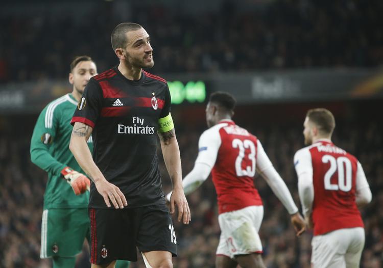Mange fodboldfans undrede sig, da Leonardo Bonucci skiftede fra Juventus til Milan, og nu har han tilsyneladende fortrudt den beslutning.
   Alastair Grant/AP
