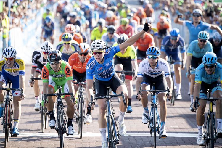 Belgieren Tim Merlier suser først over målstregen på 3. etape til Vordingborg.
   Thomas Sjørup/Ritzau Scanpix