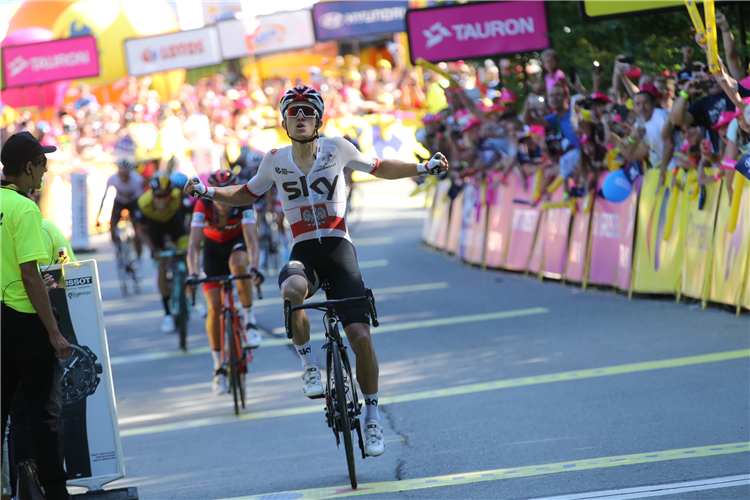 Michal Kwiatskowski har lagt rivalerne bag sig på 4. etapes finlaestigning i Polen Rundt. Foto: ATCommunication/TDP.
 