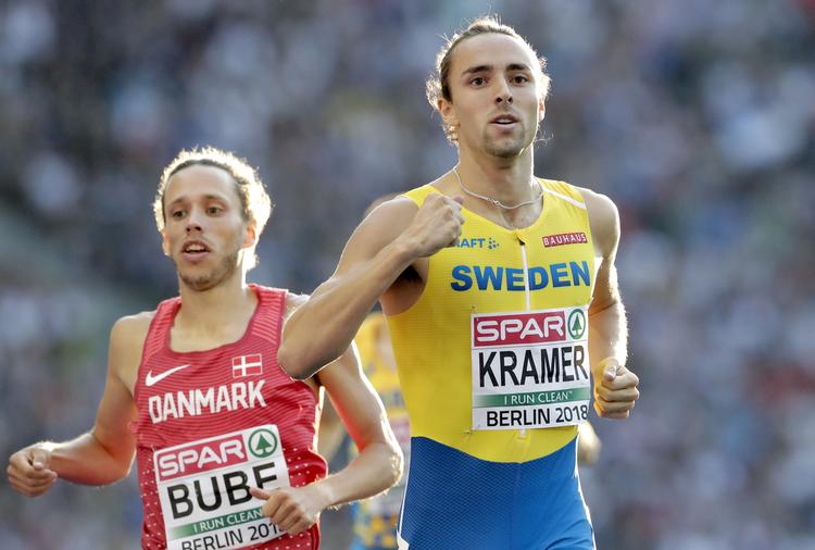 To gange Andreas, der gør det godt ved EM i Berlin. Til venstre danske Andreas Bube i selskab med svenske Andreas Kramer, og begge løb sig frem til finalen på 800 meter.
   Michael Sohn/AP