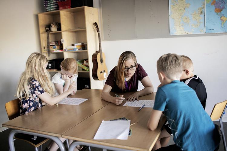 I løbet af sommerferien har skolepædagog Marianne Gaardsdal taget imod elever i Finderuphøj Skoles SFO. Uden for ferierne bruger hun halvdelen af sin arbejdsdag her.  Tor Birk Trads/Tor Birk Trads