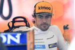 Fernando Alonso har meddelt, ar formel 1 i 2019 bliver uden hans deltagelse. Men spanieren har ikke lukket døren til motorsportens fineste klasse. Tamas Kovacs/AP