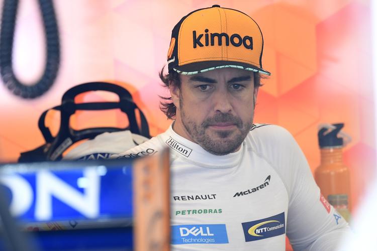 Fernando Alonso har meddelt, ar formel 1 i 2019 bliver uden hans deltagelse. Men spanieren har ikke lukket døren til motorsportens fineste klasse. Tamas Kovacs/AP