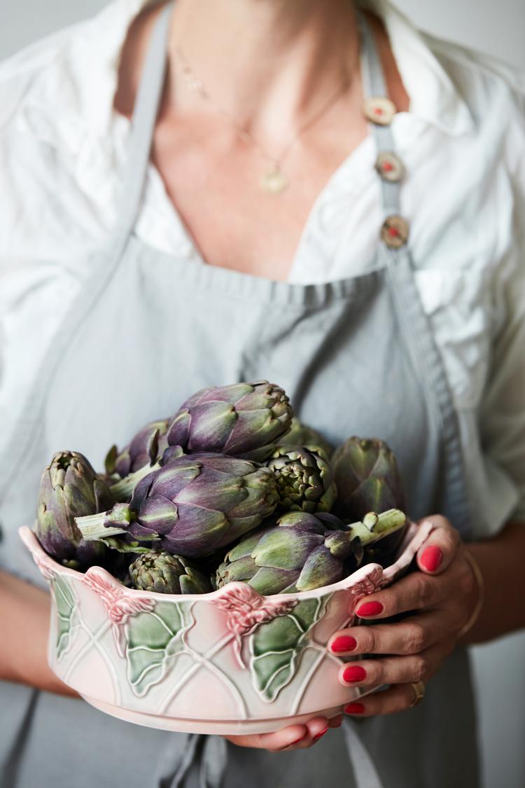 Den kan næsten ikke blive mere fransk end artiskokker og en perfekt vinaigrette. Chris Tonnesen