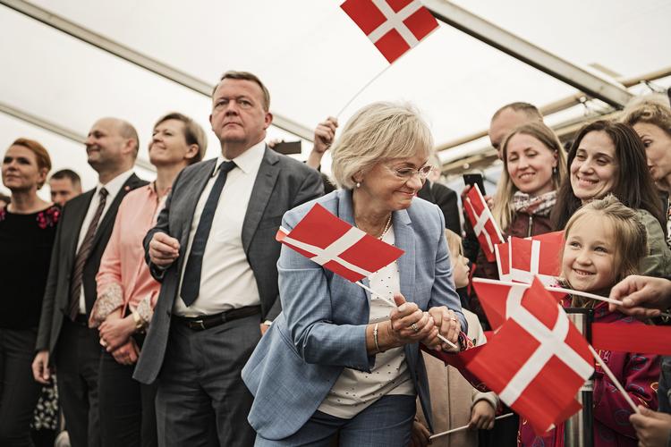 
    Hvert år inviterer Folketinget til statsborgerskabsdag for de nye danske statsborgere. (arkivfoto) Henning Hjorth