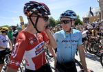 Lars Bak (tv) og Michael Valgren under sidste års Tour de France. Fra næste sæson er de holdkammerater hos Dimension Data.
   Bonnerup Claus/POLFOTO