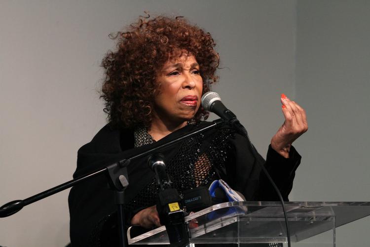 Roberta Flack har, ifølge BBC-journalistens undersøgelse, skrevet den sørgeligste nummer 1-sang nogensinde.    Tina Fineberg/AP