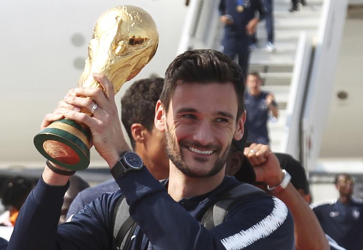 Efter 7 timers tilbageholdelse blev Hugo Lloris løsladt i morges. Tottenham, der først på mandag møder Manchester Unietd på udebane, har endnu ikke kommenteret episoden. Bob Edme/AP