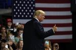 Donald Trump valgte den hårde linje overfor sine allierede i sagen om atomaftalen med Iran. Og han vandt. 
     Alex Brandon/AP