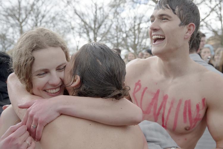 I Aarhus dyster de universitetsstuderende hvert år i 'Kapsejladsen', hvor det gælder om at være hurtigst. Hurtigere er de studerende også blevet generelt, og det glæder uddannelsesministeren.. Nørskov Benjamin/POLFOTO