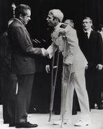 25. maj 1973 blev John McCain modtaget af daværende præsident  Richard Nixon efter sin løsladelse fra fangenskab i Vietnam. Harvey Georges/AP
