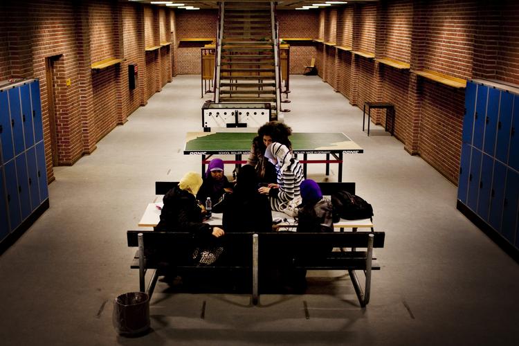 Samlet set er der 12 STX-institutioner og 6 HF-institutioner i Danmark, der har en andel af elever
med ikke-vestlig baggrund på mere end 30 %.

   Mie Brinkmann/POLFOTO