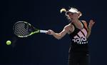 Det er snart slut med opvarmningen i New York. Caroline Wozniacki får testet sin form af tirsdag mod australske Samantha Stosur.
   Julian Finney/Ritzau Scanpix