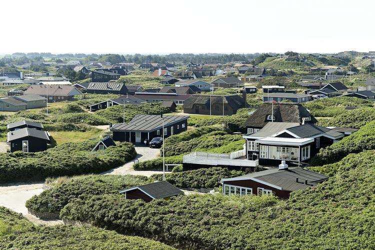 50.000 sommerhusejere kan se frem til en billigere elregning, hvis forslaget fra regeringen kommer igennem. 
   Norde Ernst Van/Ernst Van Norde