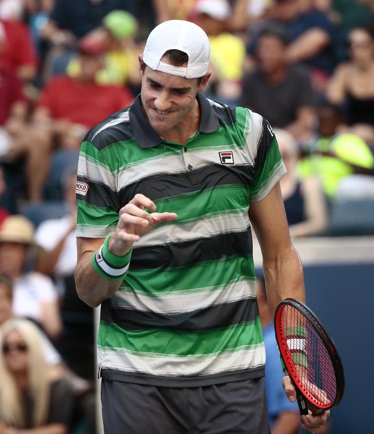 Trods sine 208 cm i højden bevæger John Isner sig godt på en tennisbane, og det har igen udløst et flot resultat i karrierens imponerende efterår.
   Andres Kudacki/AP