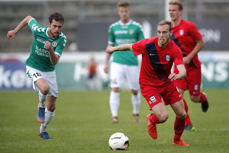 Normalt er spillere fra divisionsklubber som AB og Nykøbing FC ikke aktuelle for landsholdet, men under konflikten mellem DBU og Spillerforeningen er spillerne i Superligaen og divisionerne blevet spurgt, om de vil stille op for Danmark.  Jens Dresling/POLFOTO