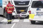 En kvindelig cyklist er afgået ved døden på hospitalet, efter hun blev kørt over i en højresvings-ulykke i krydset Herlev Hovedgade og Herlev Ringvej. Meyer Kenneth/POLFOTO