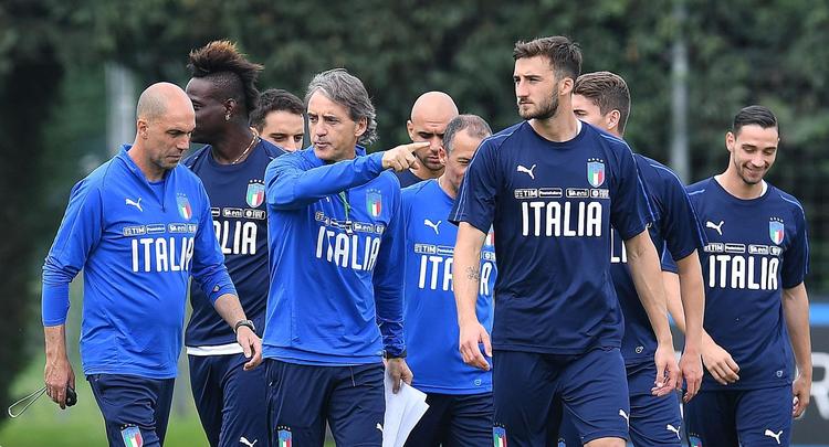 Inden han blev Italiens landstræner har Roberto Mancini været træner i Fiorentina, Lazio, Inter, Manchester City, Galatasaray og Zenit St. Petersborg. Alessandro Di Marco/AP