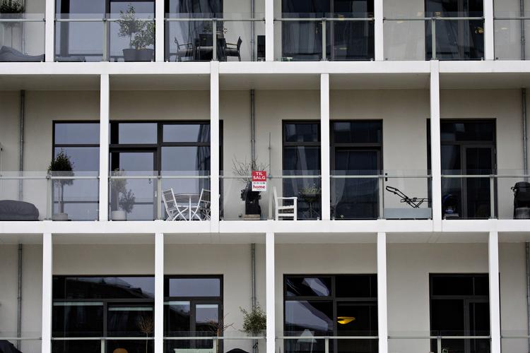 
   Der er flere lejligheder til salg end længe, og det stiller køberne bedre, mener boligøkonom fra Nordea. Martin Lehmann/POLFOTO