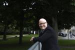 
»Jeg glæder mig til at udfolde Alternativets bud på grønt, solidarisk og demokratisk Europa i den kommende valgkamp«, siger Rasmus Nordqvist.
   Mathias Svold/POLFOTO