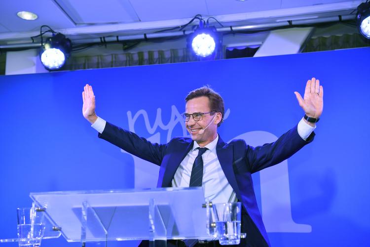 Den borgerlige oppositionsleder Ulf Kristersson fra Moderaterna må vente til onsdag eller torsdag for at få en mere præcis prognose for valgresultatet. Henrik Montgomery/AP