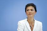 »Vi gør Tyskland til et parlament - og henter de utilfredse mennesker, der er vrede og føler, at de ikke bliver hørt, tilbage«, siger Sahra Wagenknecht. Michael Sohn/AP
