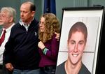 Den 19-årige Timothy Piazza døde i 2017 efter at være blevet udsat for et optagelsesritual på universitetet. Hans død skabte debat om de amerikanske universiteters drukkultur.
Foto: AP/Abby Drey 