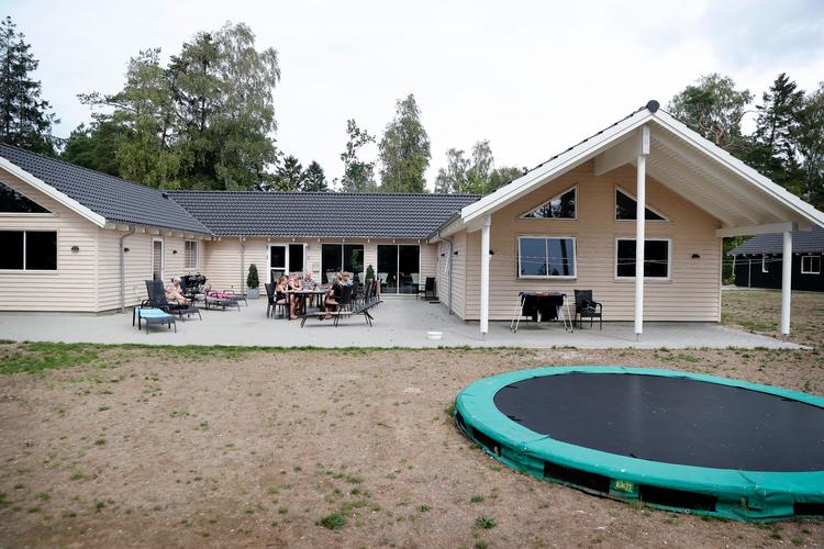 
Det er kæmpesommerhuse som dette i Asserbo ved Frederikssværk, der er blevet gransket af Erhvervsstyrelsen. .
   Jens Dresling/POLFOTO