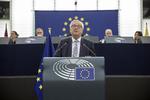 Den afgående formand for EU-Kommissionen, Jean-Claude Juncker, på talerstolen i EU-parlamentet i Strasbourg onsdag. Jean-francois Badias/AP