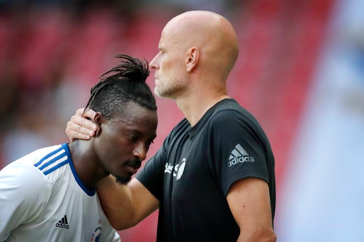 FCK-chef Ståle Solbakken og tilbagevendte Dame N'Doye har gjort det godt i Superligaen, og nu venter FC Midtjylland søndag. Jens Dresling/POLFOTO