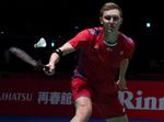Viktor Axelsen vandt sikkert sin kvartfinale, men nu venter øjeblikkets bedste spiller, japanske Kento Momota, på den høje dansker. Toshifumi Kitamura/Ritzau Scanpix
