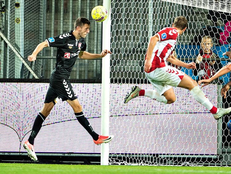 Vejles Mads Greve udligner til 1-1 i Superliga-kampen mod AaB. Henning Bagger/Ritzau Scanpix