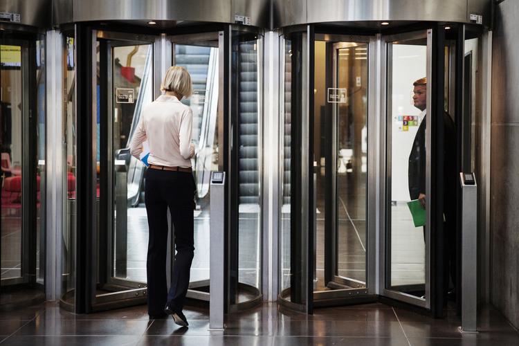 DR's generaldirektør, Maria Rørbye Rønn, præsenterede dagens store spareplan.
   Emma Sejersen/POLFOTO