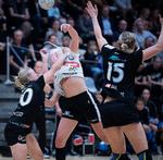 Trods hjemmebane i Frederiksberghallen tabte Mia Rej (tv.) og Jenny Alm (th.) til Randers og Celine Sivertsen. Claus Bech/Ritzau Scanpix