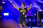 I syv måneder holdt journalisterne fra CBC News og Toronto Star øje med billetsalget til en koncert med Bruno Mars. Her opdagede de flere metoder, som Ticketmaster brugte til at drive billetpriserne i vejret. Amy Harris/AP