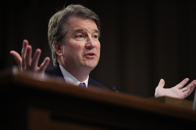 Få dage før, Brett Kavanaugh skal  deltage i en høring foran Senatets retsudvalg om en anklage om et seksuelt overgreb, beskyldes  Kavanaugh for et andet overgreb.  Manuel Balce Ceneta/AP