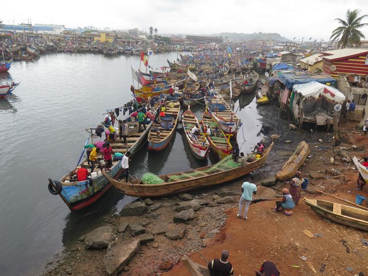 Ghanesiske Elmina er et af de steder, hvor du kan komme helt tæt på de lokale. Poul Husted