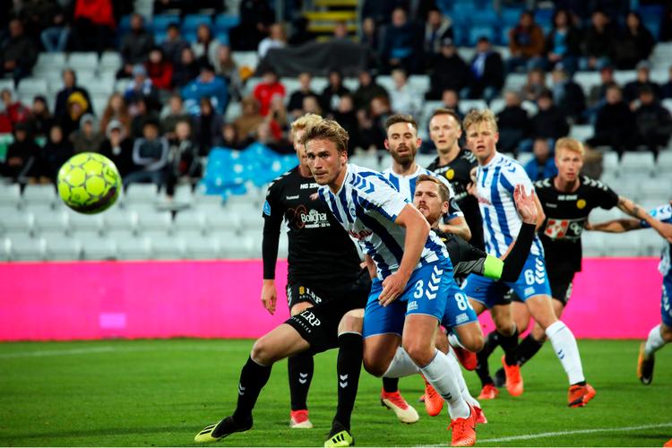 Alexander Ludwig, OB (3) i aktion i Superligakampen mod AC Horsens. Carsten Bundgaard Andersen/Ritzau Scanpix