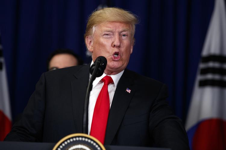 Donald Trump tror på, at et nyt topmøde med Kim Jong-un vil sætte skub i Nordkoreas atomnedrustning. Evan Vucci/AP