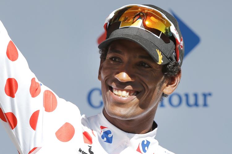 Et af de mest strålende øjeblikke i Daniel Teklehaimanots karriere var, da han bar bjergtrøjen i Tour de France i fire dage i 2015. Laurent Cipriani/AP