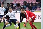 Mathias Haarup fra Hobro skærmer Paul Onuachu af, så målmand Jesper Rask kan snuppe bolden. Jens Nørgaard Larsen/Ritzau Scanpix
