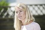 
    Pernille Vermund vil ikke tage afstand fra sine kandidater, selv om flere støtter brugen af skarpe våben mod kriminelle.  Christer Holte