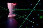 De tre nobelpristagere i fysik 2018 bliver hædret for deres evne til udnytte laserlysets store potentiale. (AP Photo/Seth Wenig) Seth Wenig/AP