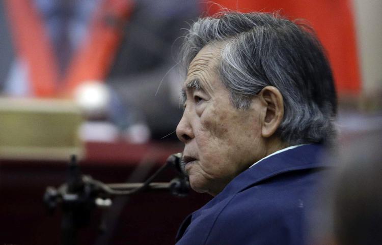 Tidligere præsident Alberto Fujimori var 12 år inde i en dom på 25 års fængsel, da han blev benådet. Martin Mejia/AP