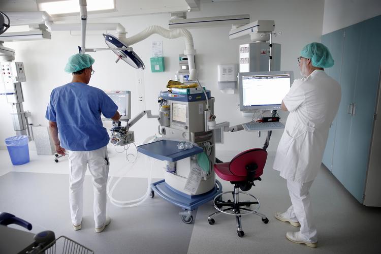 Højesteret frifandt en 40-årige læge i marts i år, som var tiltalt for skødesløshed. Nu vil Sundhedsministeren ændre lovgivningen på baggrund af den principielle sag. Arkivfoto. Jens Dresling/POLFOTO